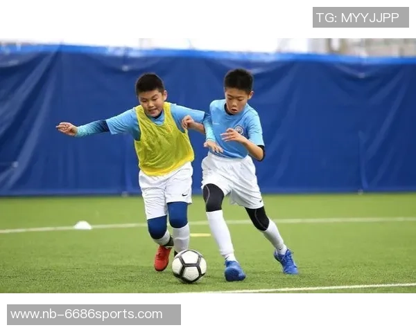 福州中意足球携手共进助力青少年成长与足球文化传播